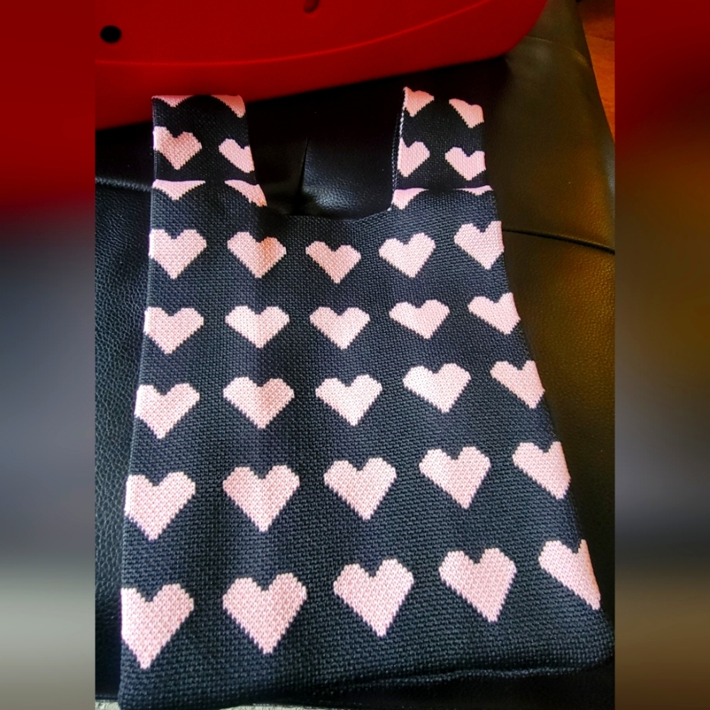 Knit Heart Mini Tote